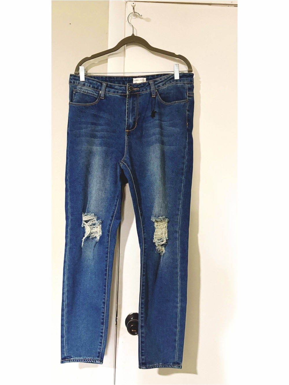 Kendall & Kylie Kourtney Straight Jean